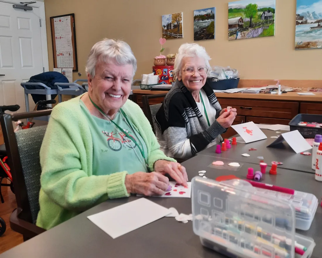 Resident-Making-Valentines