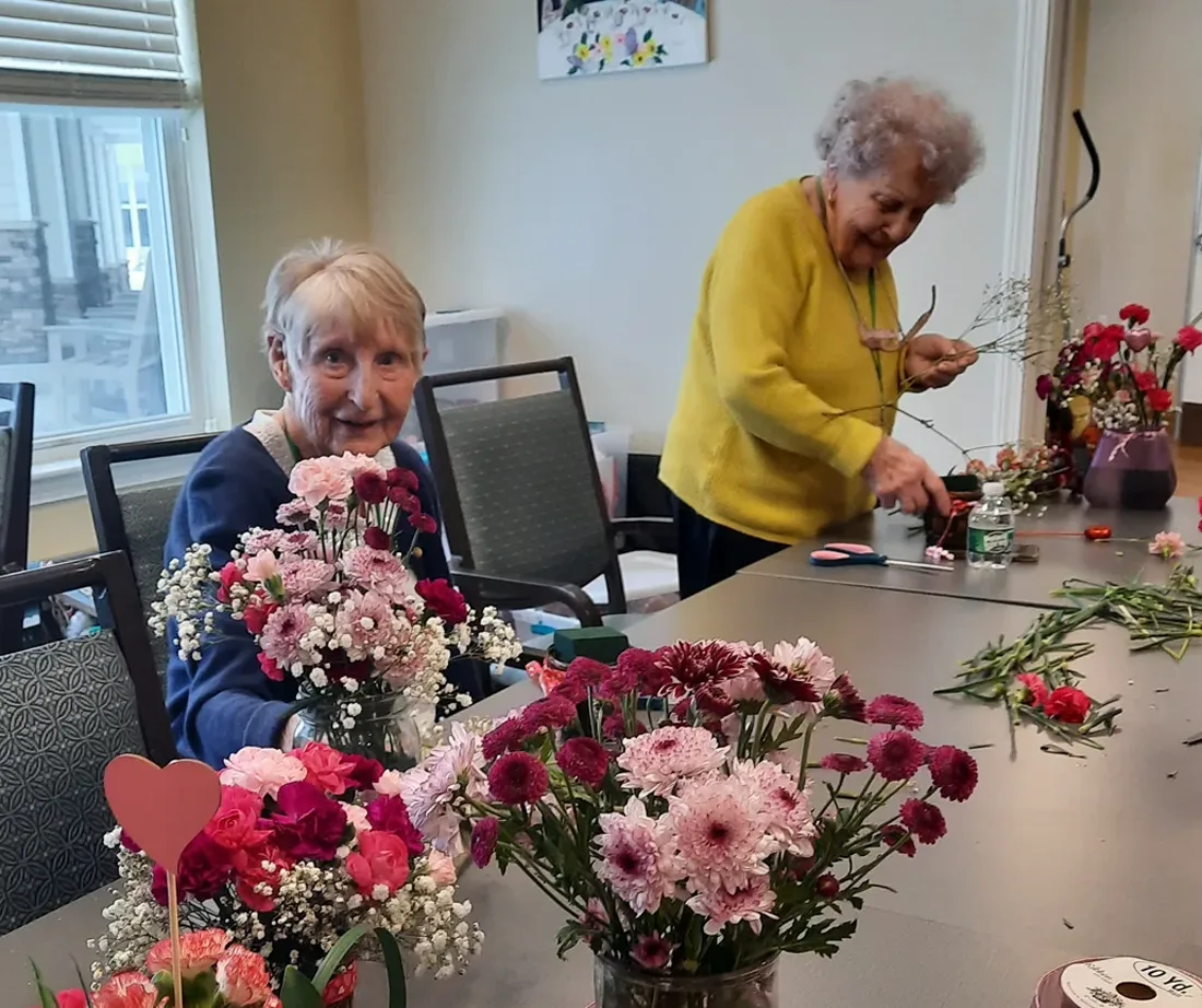 Residents-flower-arranging-1-1